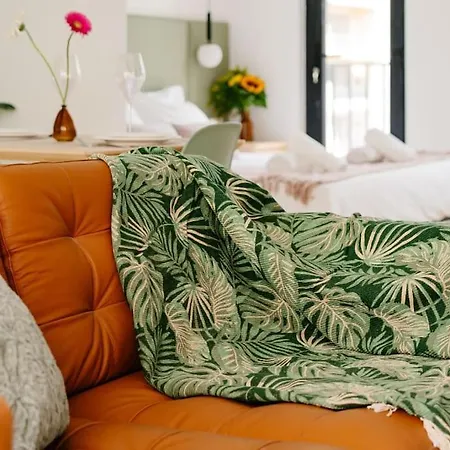 아파트 Mainstreet Luxury 3