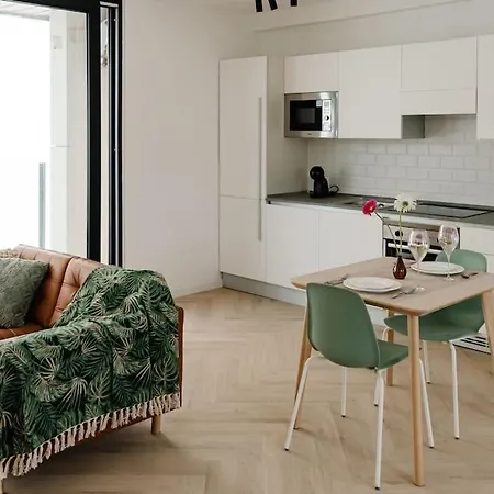 Mainstreet Luxury 3 *