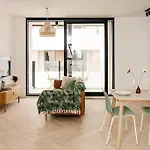 Mainstreet Luxury 3
